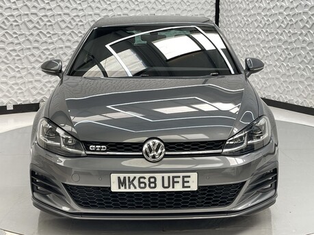 Volkswagen Golf GTD TDI DSG 2