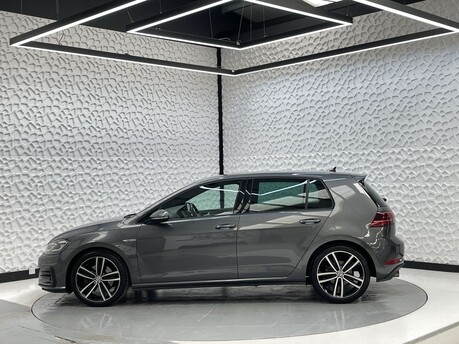 Volkswagen Golf GTD TDI DSG 4
