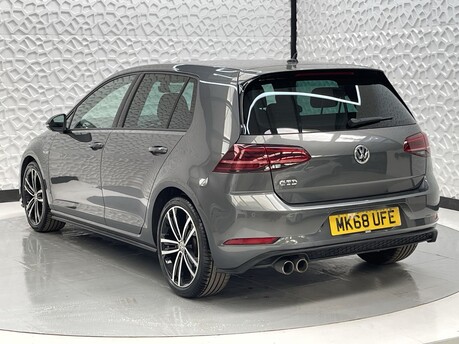 Volkswagen Golf GTD TDI DSG 5