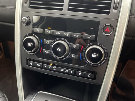 Land Rover Discovery Sport TD4 SE TECH 28