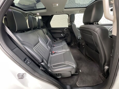 Land Rover Discovery SD4 HSE 33