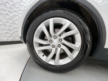 Land Rover Discovery SD4 HSE 42