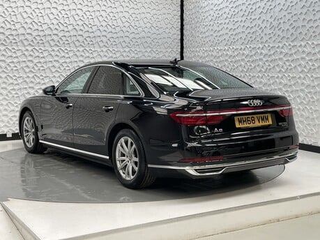 Audi A8 TDI QUATTRO MHEV 5