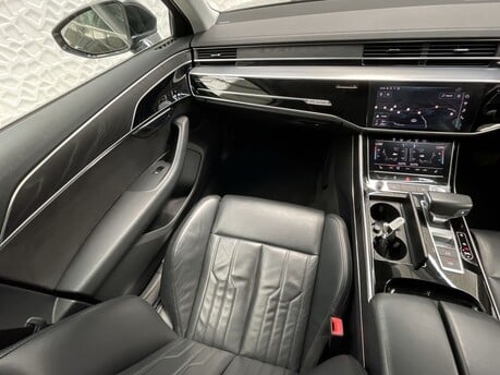 Audi A8 TDI QUATTRO MHEV 15