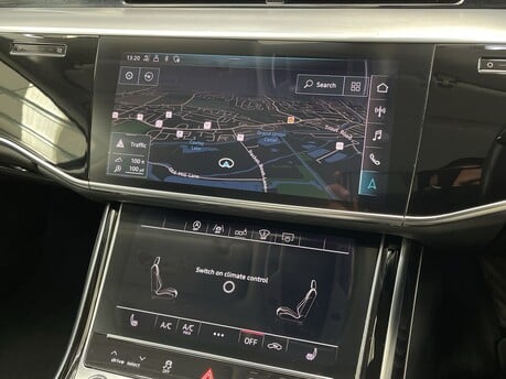 Audi A8 TDI QUATTRO MHEV 26