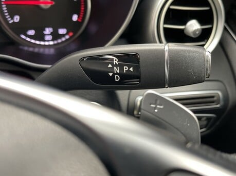 Mercedes-Benz C Class C220 D AMG LINE PREMIUM 31