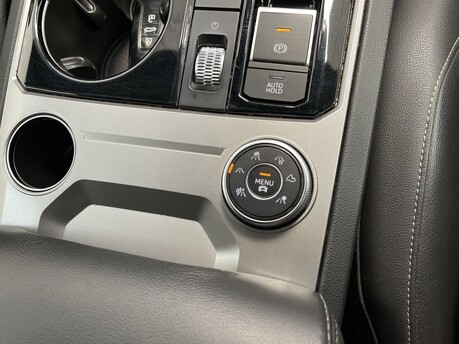 Volkswagen Touareg V6 R-LINE TECH TDI 28