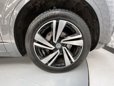 Volkswagen Touareg V6 R-LINE TECH TDI 44