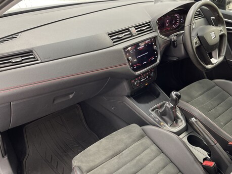 SEAT Ibiza TSI FR SPORT 11
