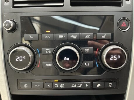 Land Rover Discovery Sport TD4 HSE LUXURY 28
