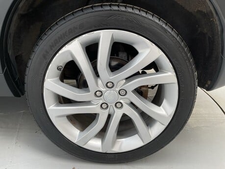 Land Rover Discovery Sport TD4 HSE LUXURY 42