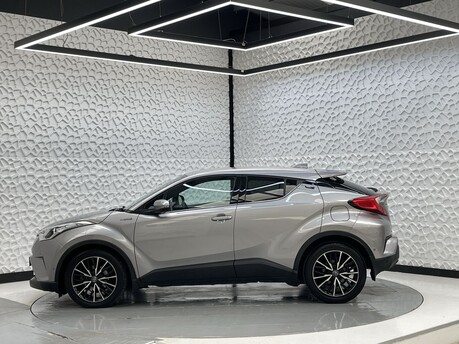 Toyota C-HR EXCEL 4