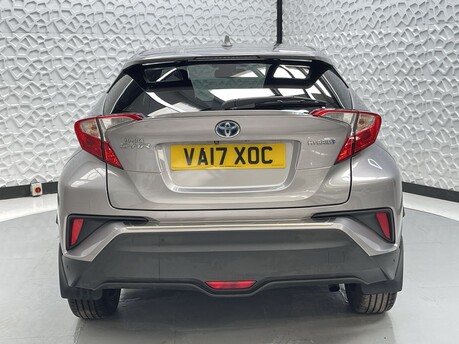 Toyota C-HR EXCEL 6