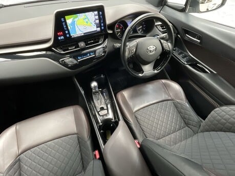 Toyota C-HR EXCEL 14