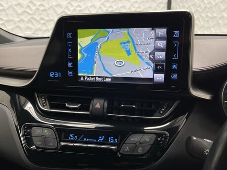 Toyota C-HR EXCEL 26