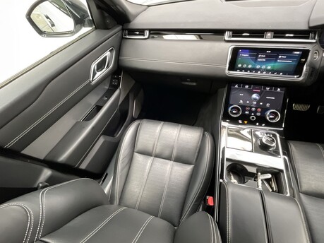 Land Rover Range Rover Velar R-DYNAMIC HSE 15