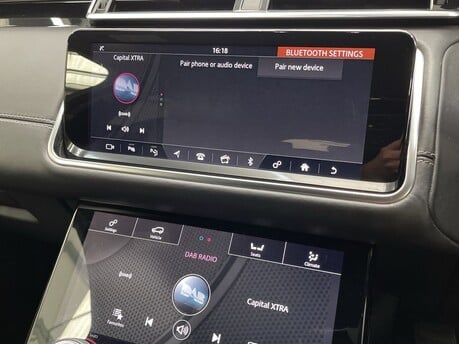 Land Rover Range Rover Velar R-DYNAMIC HSE 24