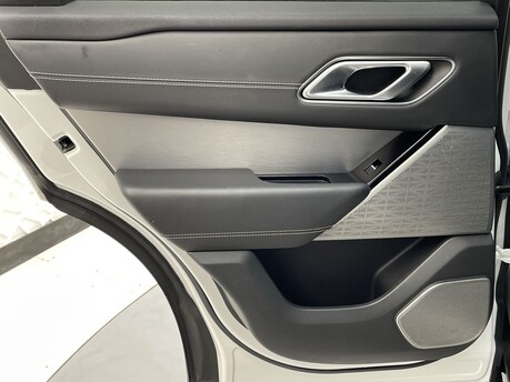 Land Rover Range Rover Velar R-DYNAMIC HSE 39