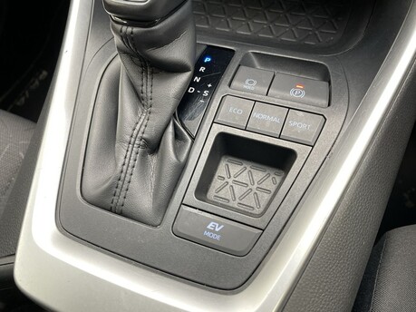 Toyota Rav4 VVT-I DESIGN 28