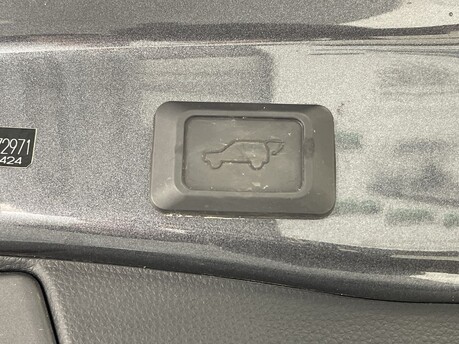 Toyota Rav4 VVT-I DESIGN 35