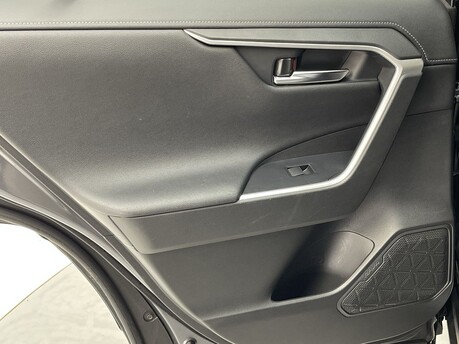 Toyota Rav4 VVT-I DESIGN 38