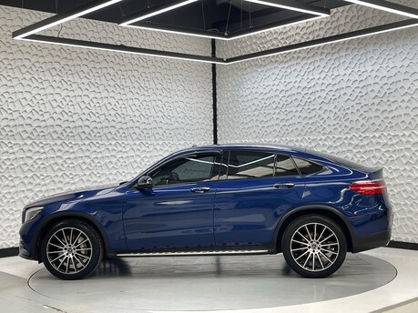 Mercedes-Benz GLC GLC 250 4MATIC AMG LINE PREMIUM PLUS 4