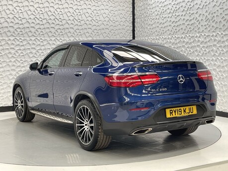 Mercedes-Benz GLC GLC 250 4MATIC AMG LINE PREMIUM PLUS 5