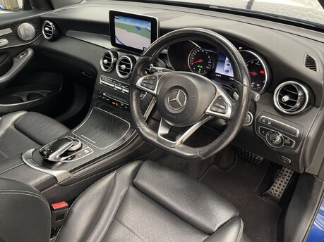 Mercedes-Benz GLC GLC 250 4MATIC AMG LINE PREMIUM PLUS 10
