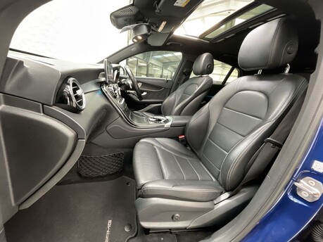 Mercedes-Benz GLC GLC 250 4MATIC AMG LINE PREMIUM PLUS 12