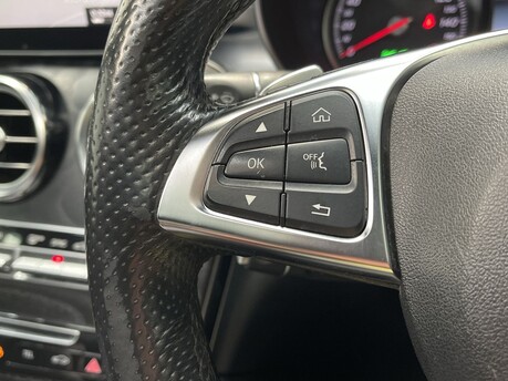 Mercedes-Benz GLC GLC 250 4MATIC AMG LINE PREMIUM PLUS 20