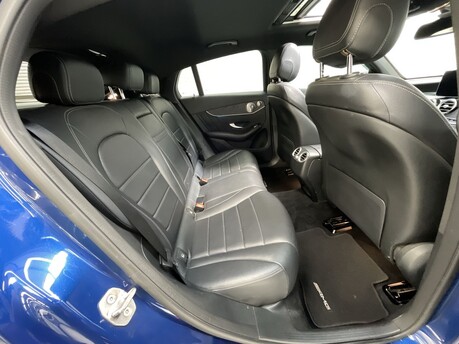 Mercedes-Benz GLC GLC 250 4MATIC AMG LINE PREMIUM PLUS 34