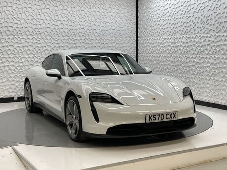 Porsche Taycan 4S (93KWH) 1