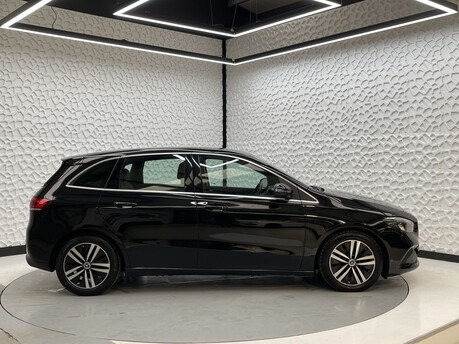 Mercedes-Benz B Class B 200 SPORT 8