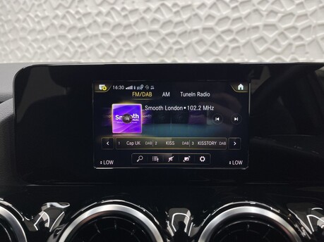 Mercedes-Benz B Class B 200 SPORT 22