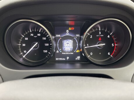 Land Rover Discovery Sport TD4 SE 22