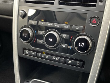 Land Rover Discovery Sport TD4 SE 29