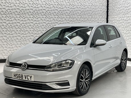 Volkswagen Golf SE NAVIGATION TDI DSG 3