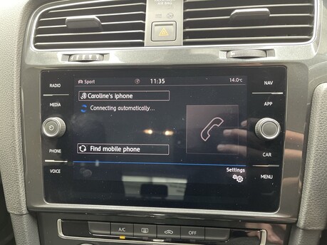 Volkswagen Golf SE NAVIGATION TDI DSG 24
