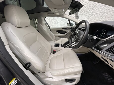 Jaguar I-Pace SE 9