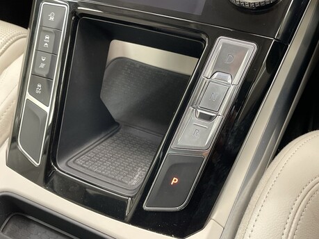 Jaguar I-Pace SE 31