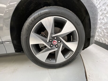 Jaguar I-Pace SE 45