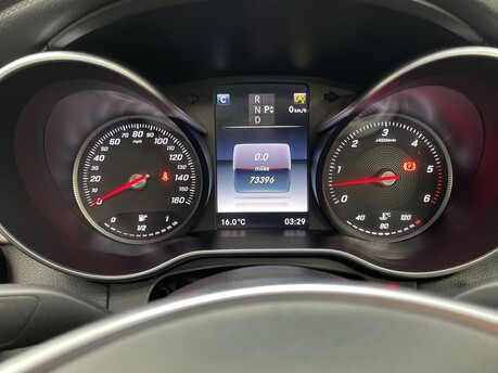 Mercedes-Benz C Class C220 D AMG LINE PREMIUM 22