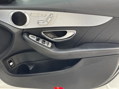Mercedes-Benz C Class C220 D AMG LINE PREMIUM 39
