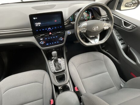 Hyundai IONIQ PREMIUM MHEV 14