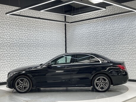 Mercedes-Benz C Class C 300 DE AMG LINE EDITION 4