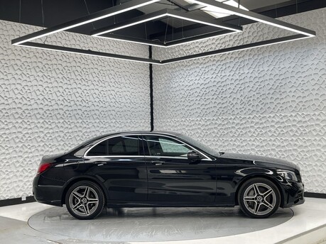 Mercedes-Benz C Class C 300 DE AMG LINE EDITION 8