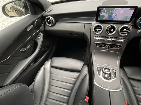 Mercedes-Benz C Class C 300 DE AMG LINE EDITION 15