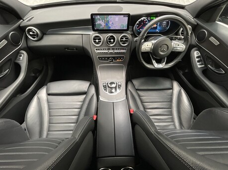 Mercedes-Benz C Class C 300 DE AMG LINE EDITION 17