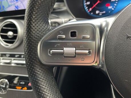 Mercedes-Benz C Class C 300 DE AMG LINE EDITION 19