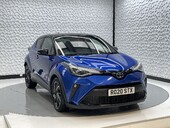 Toyota C-HR DYNAMIC 1
